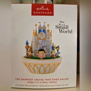 Hallmark The Happiest Cruise That Ever Sailed Ornament